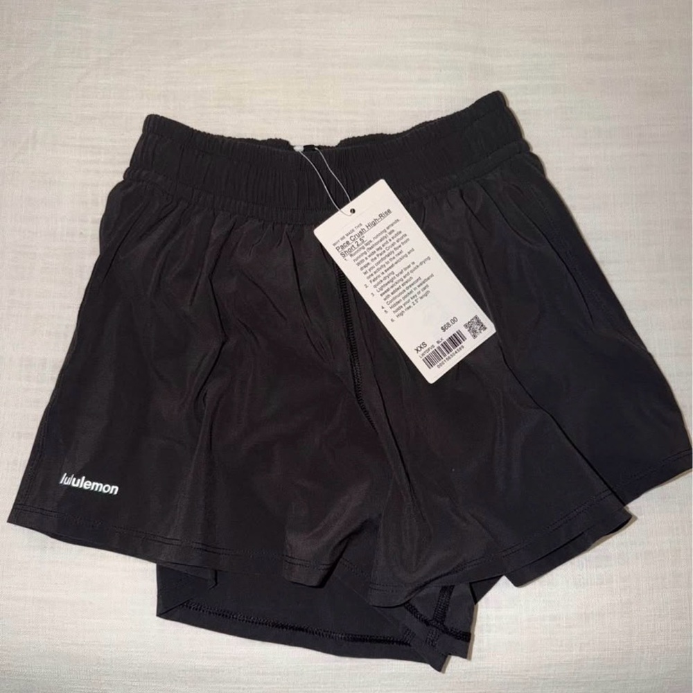 NEW WITH TAGS Lululemon Pace Crush High Rise Shorts 2.5”